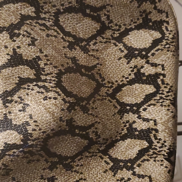 Animal print shoulder bag - Picture 2 of 4